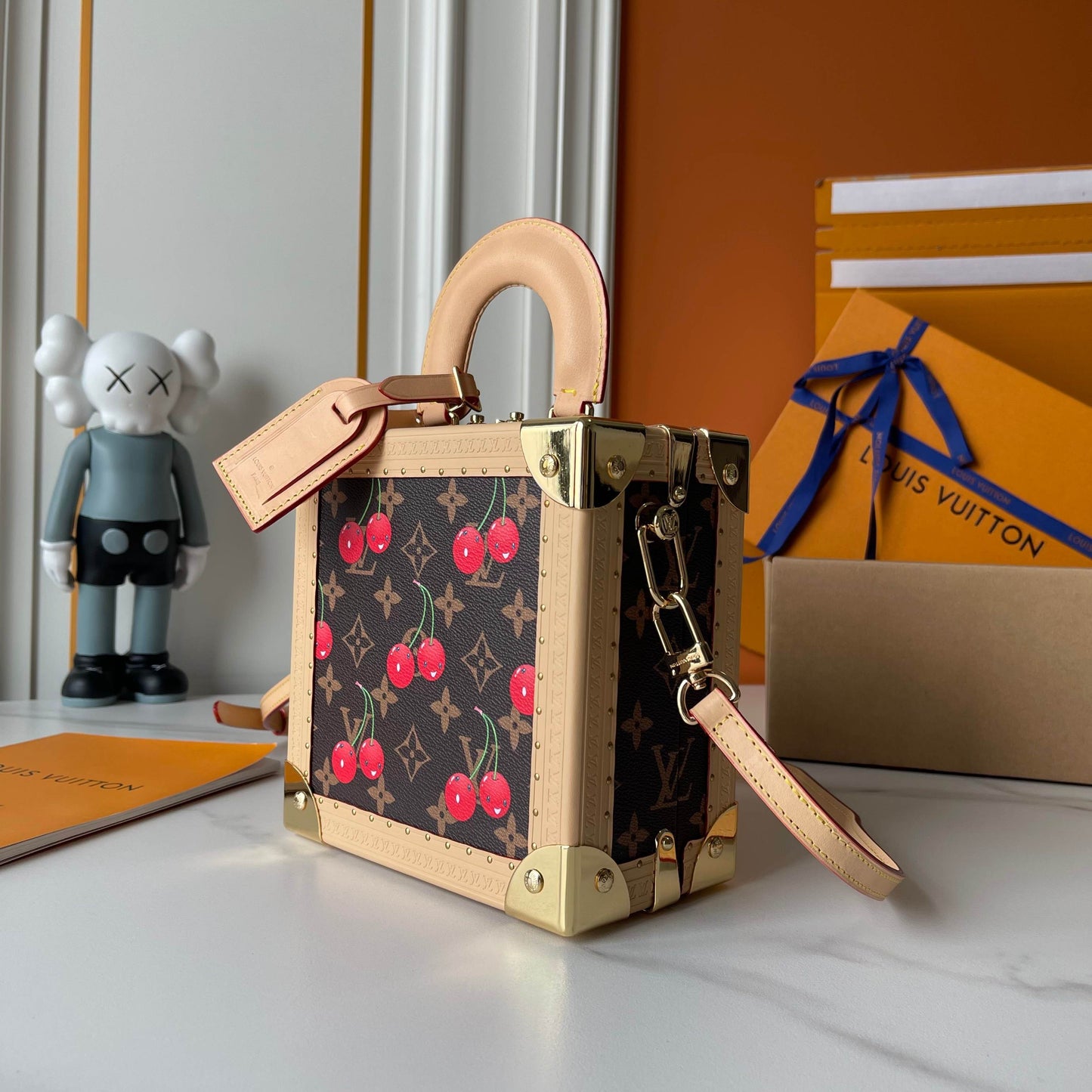LOUIS VUITTON- Cherry bag