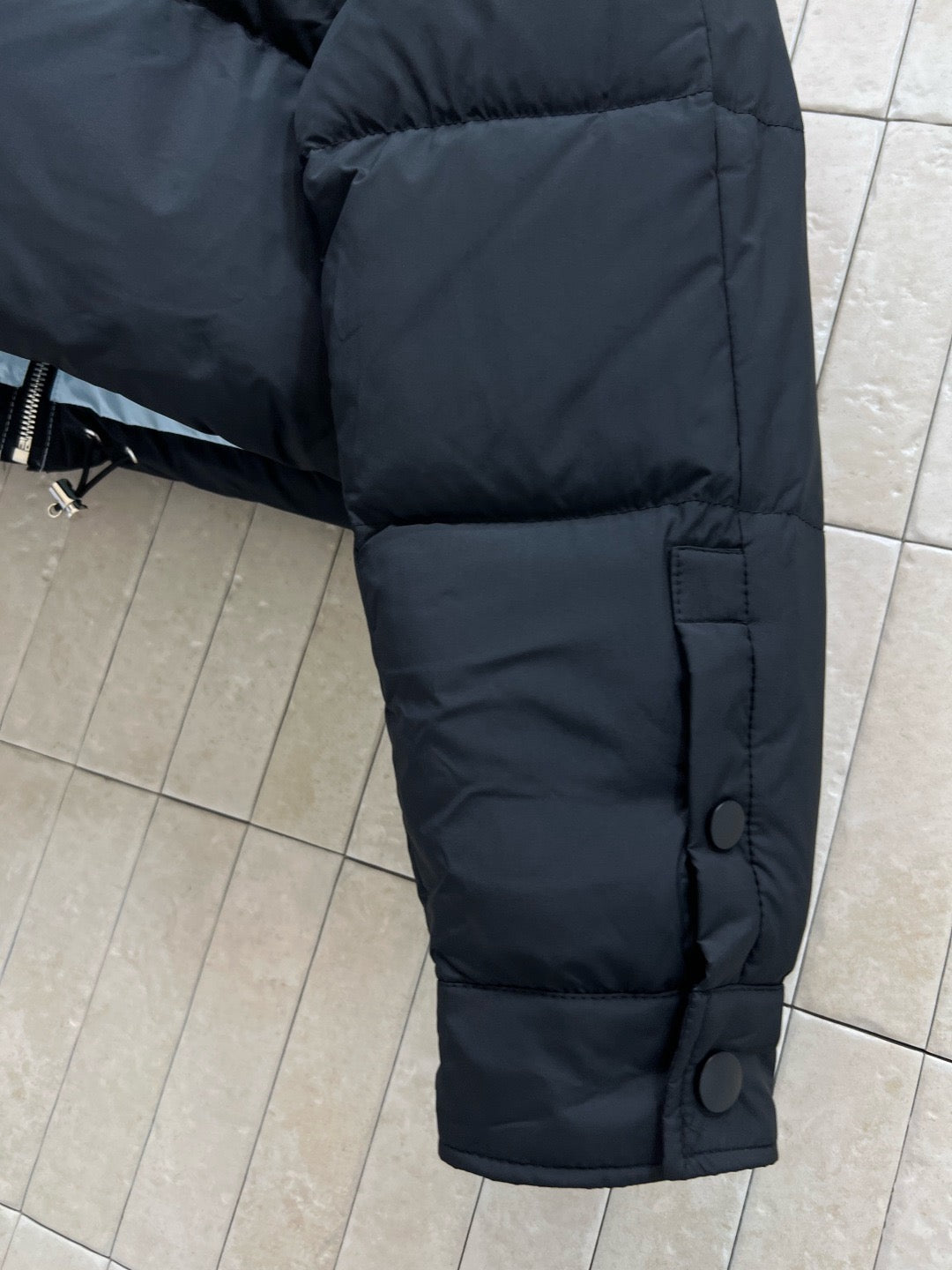 PRADA - Re-Nylon cropped down women’s jacket