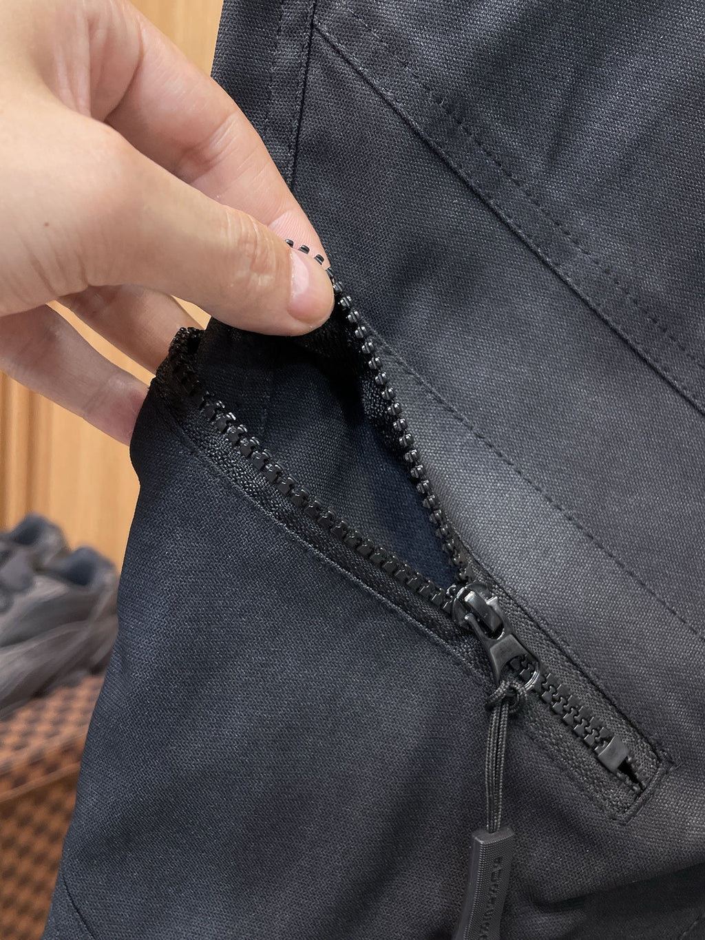 BURBERRY - Cargo trousers