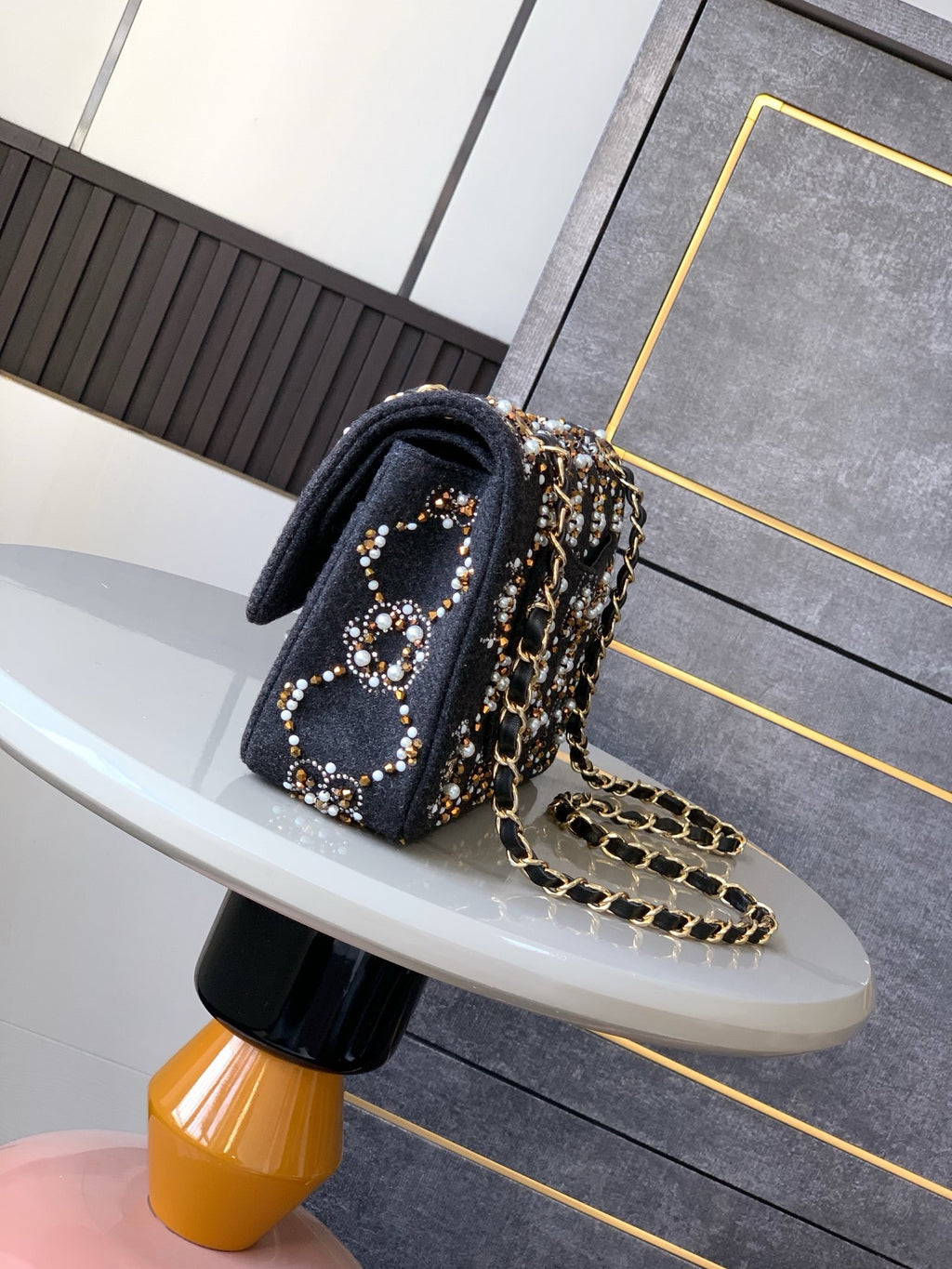 CHANEL - 21A Pearl Strass Crystal CC Medium Classic Double Flap Bag in Grey Wool Twill