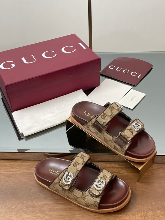 GUCCI - Slippers