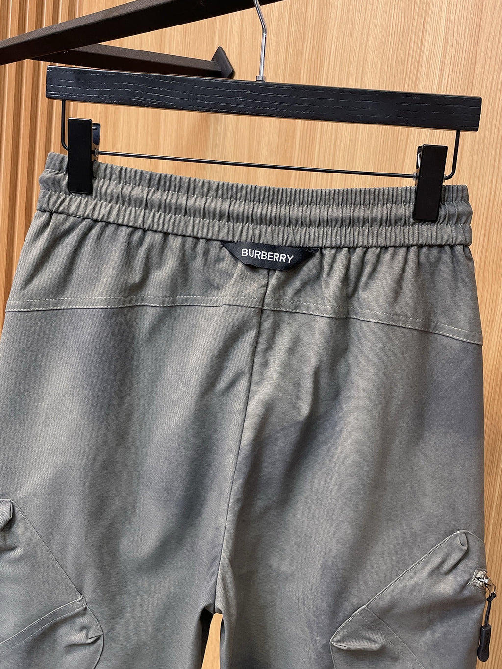 BURBERRY - Cargo trousers