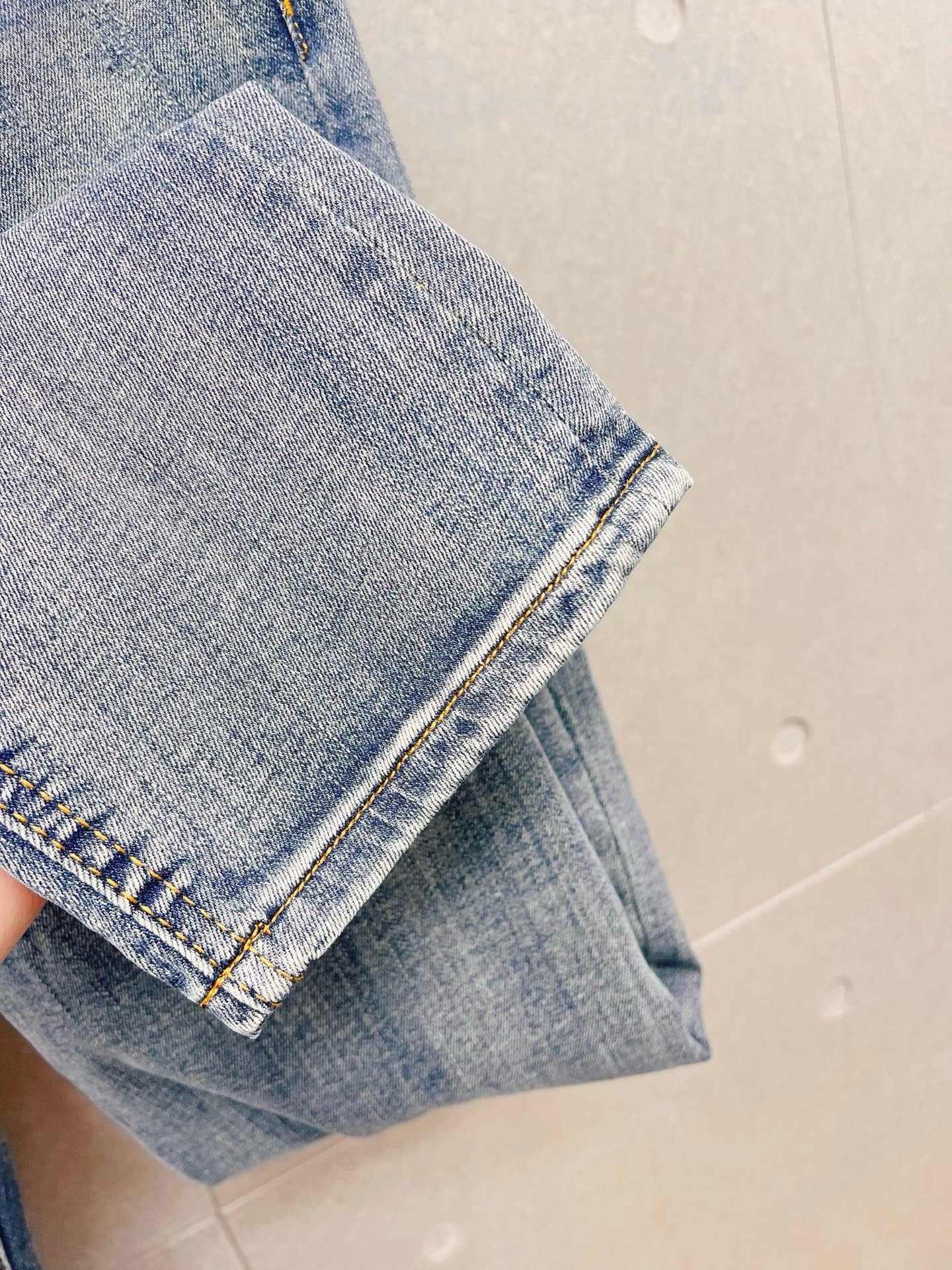 BURBERRY - Jeans