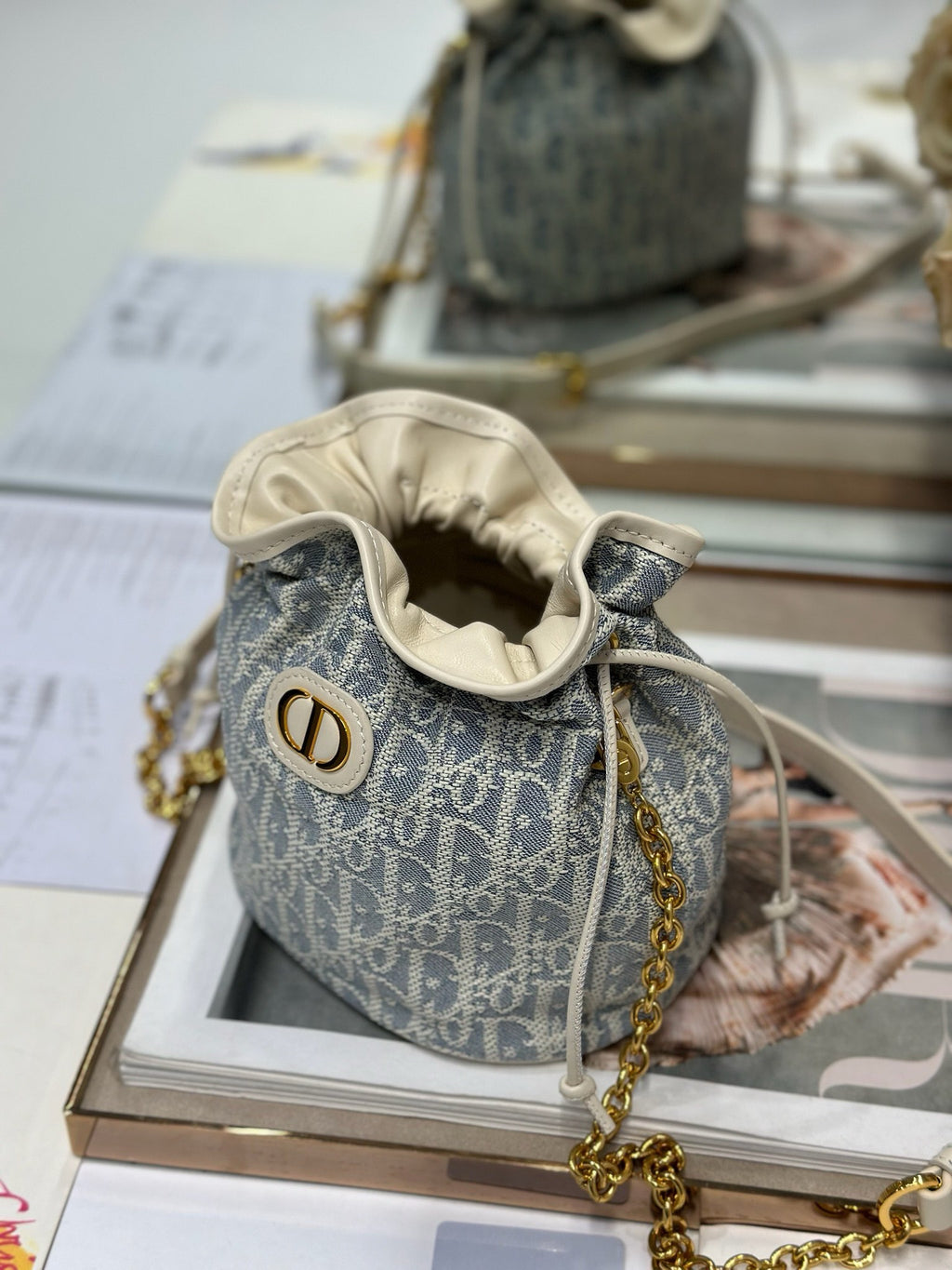 DIOR - oblique 30 montaigne