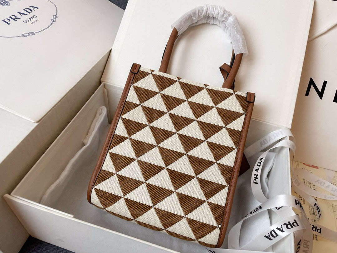 PRADA - Galleria cloth handbag