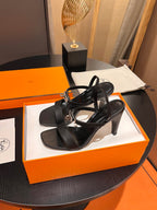 HERMES - WOMEN’S Glamour 95 sandal Kelly buckle Heels Classic Black