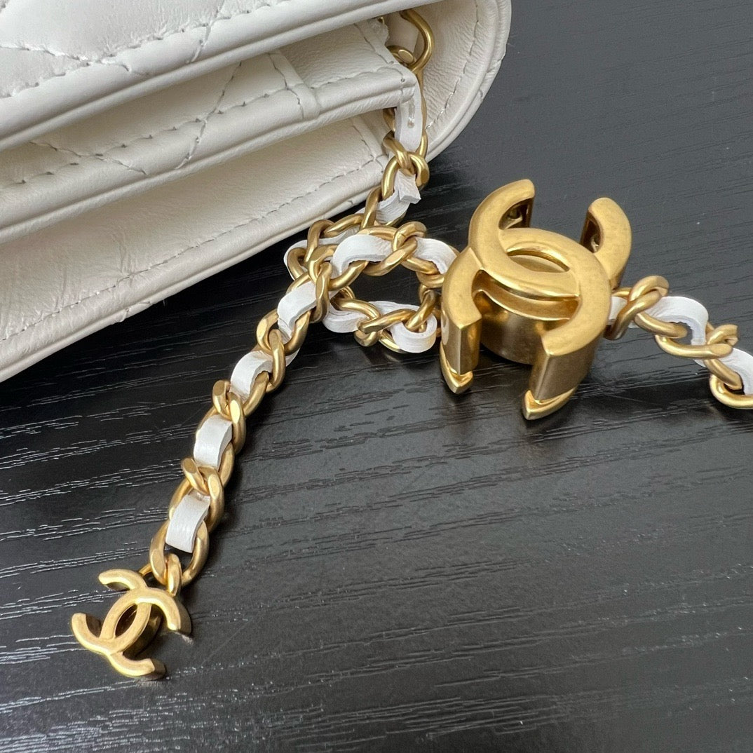 CHANEL - Caviar Quilted Hobo Bag