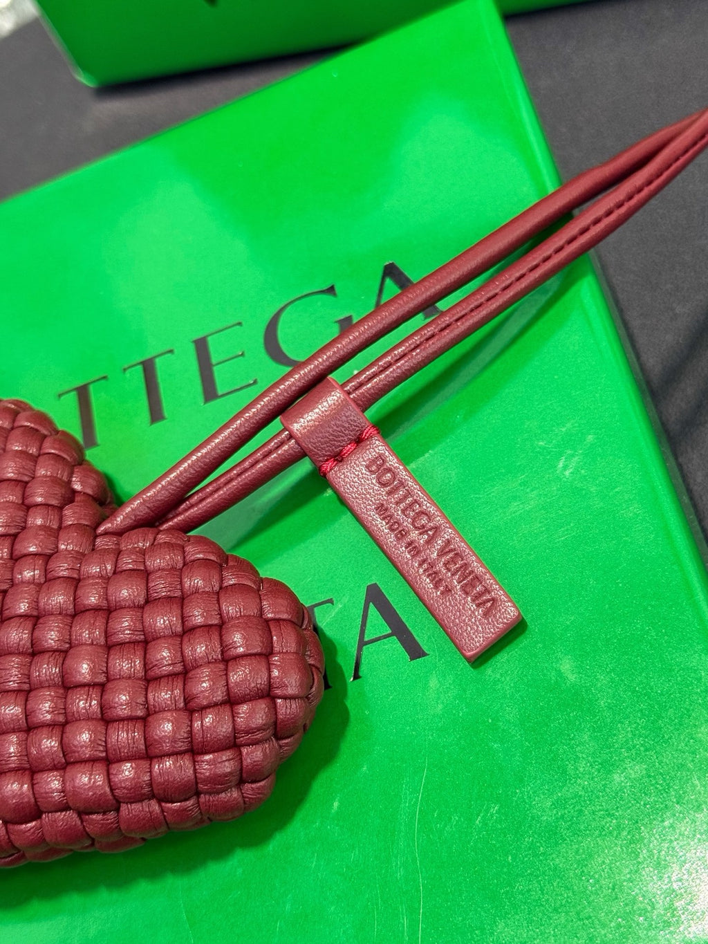 BOTTEGA VENETA - Intrecciato Leather Bag Charm