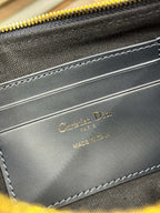 DIOR - Montaigne Wanderlust Mini Bag
