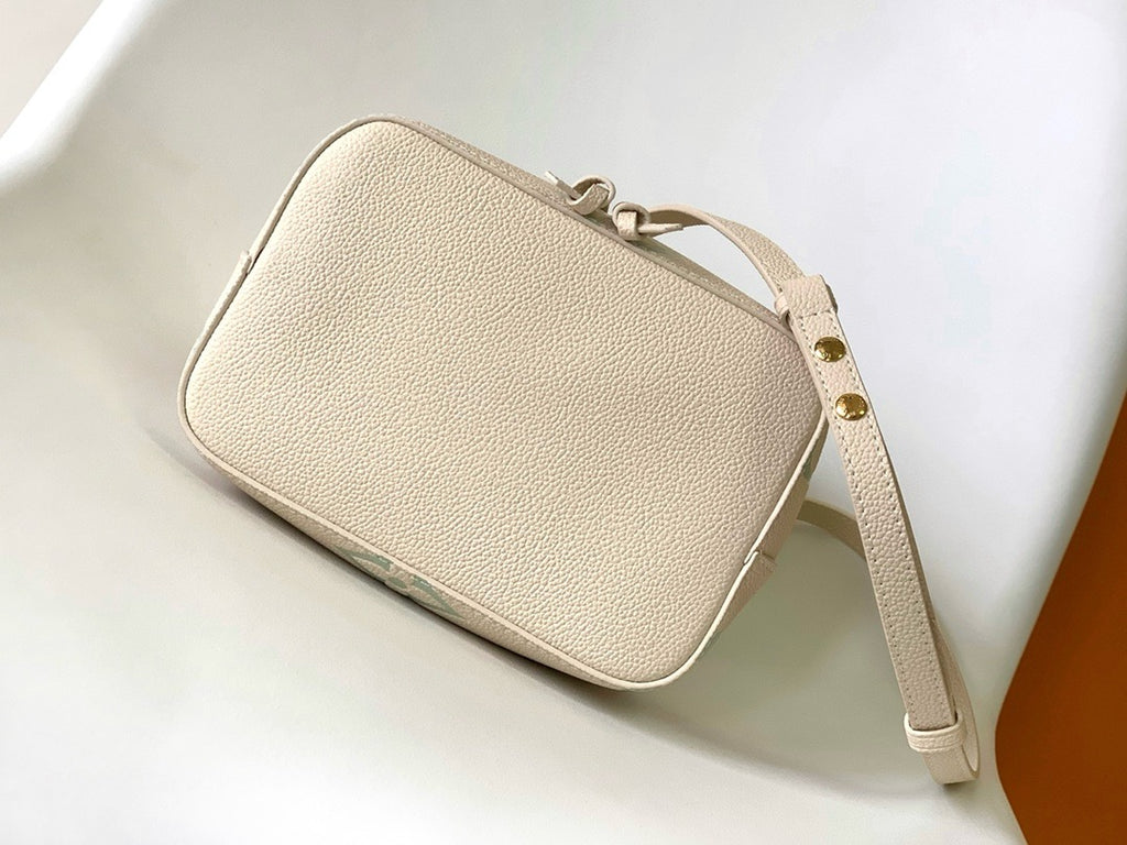 LOUIS VUITTON- NéoNoé MM