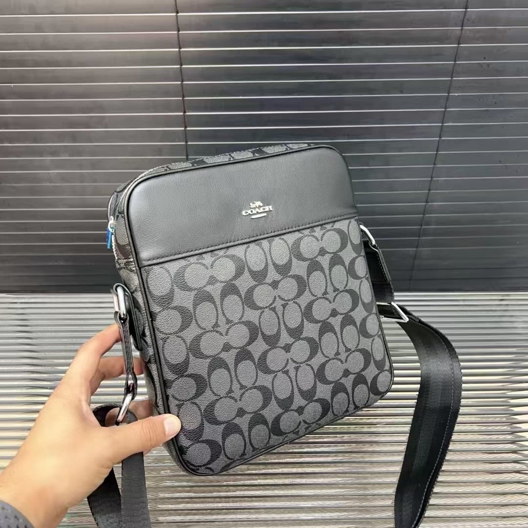 COACH - Men’s Cross bag