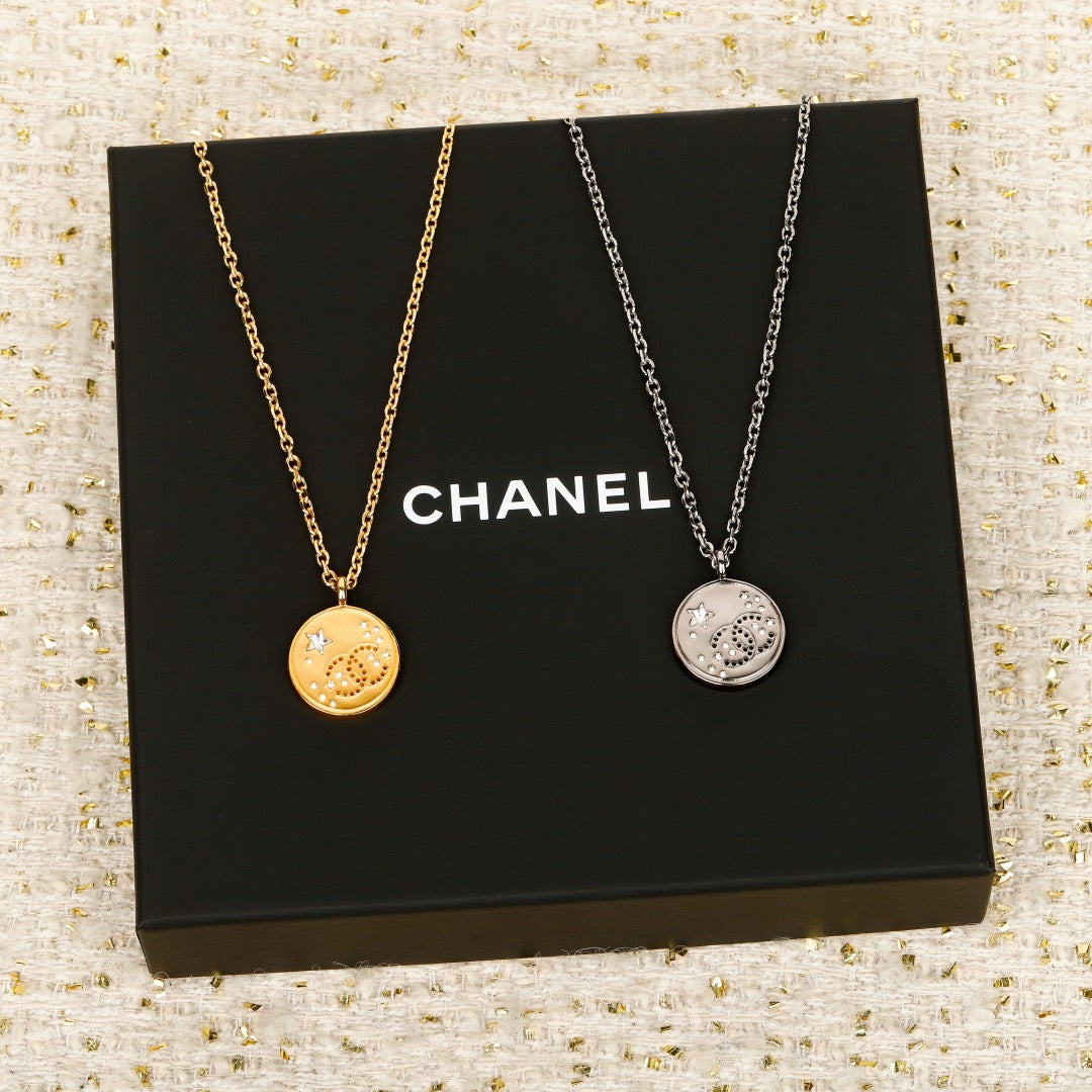 CHANEL - Crystal Necklace