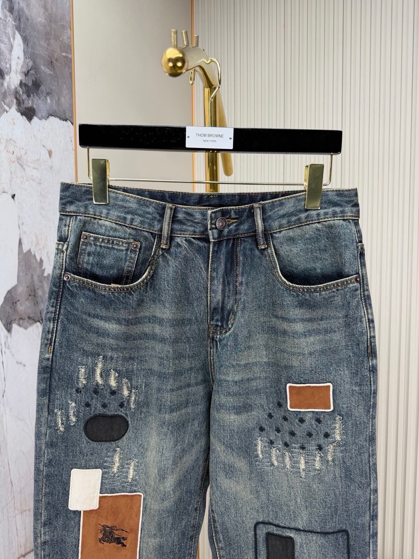 BURBERRY - Jeans
