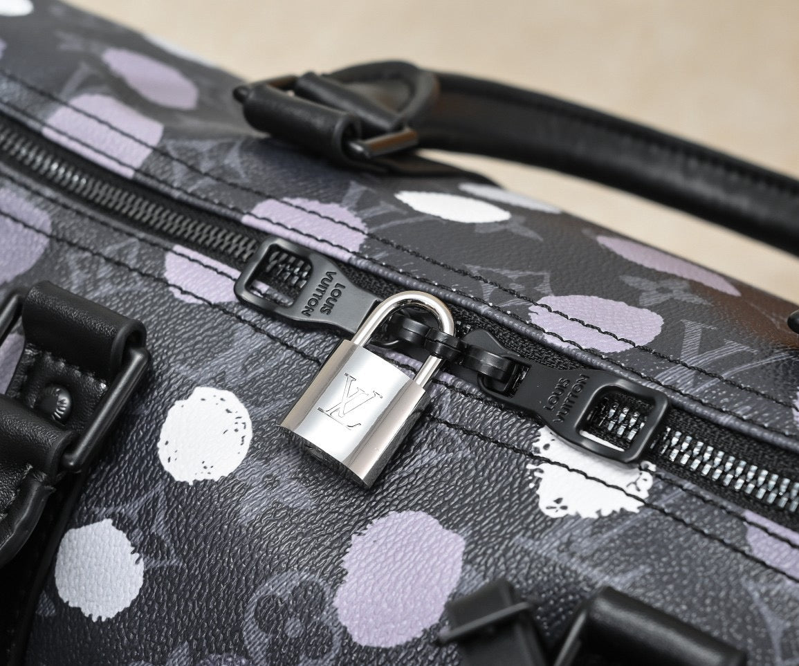LOUIS VUITTON - LV x Yayoi Kusama Keepall Bandouliere
