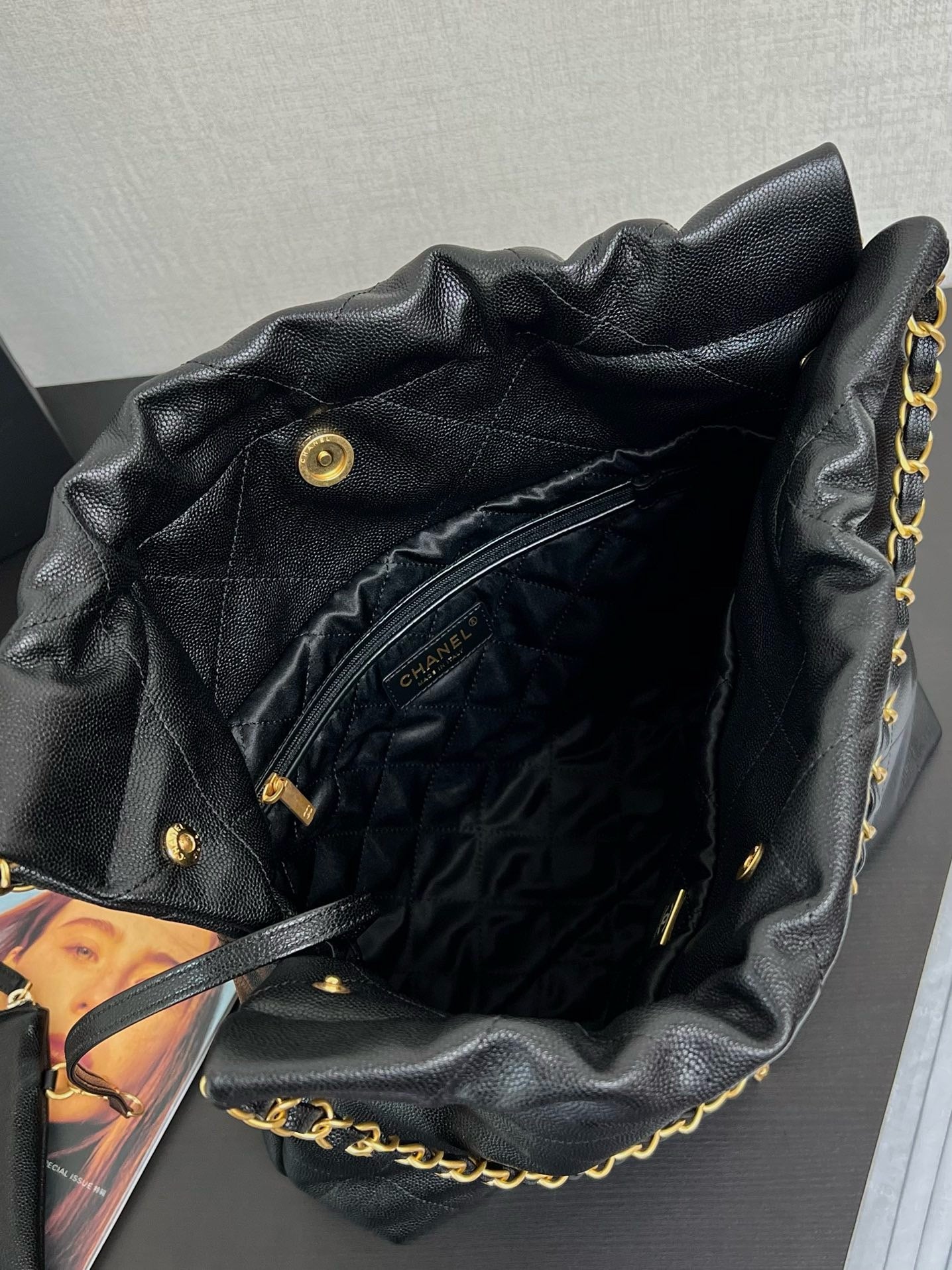 CHANEL - Shiny Calfskin & Gold-Tone Metal