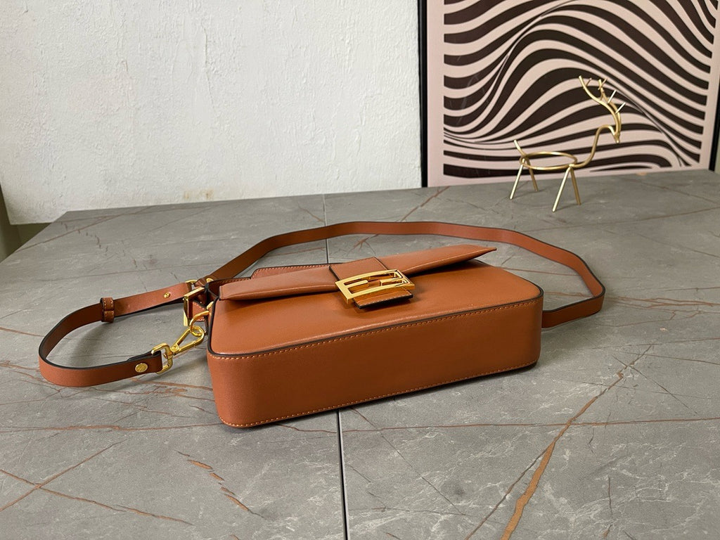 FENDI - Honey Baguette Square Bag