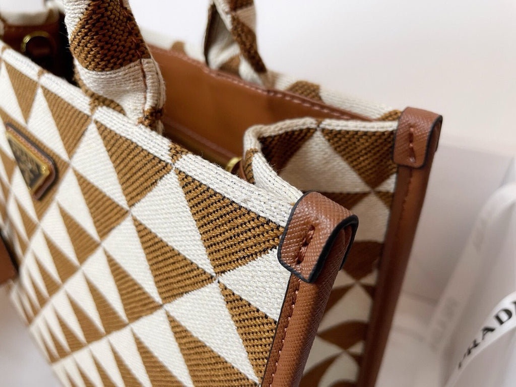 PRADA - Galleria cloth handbag