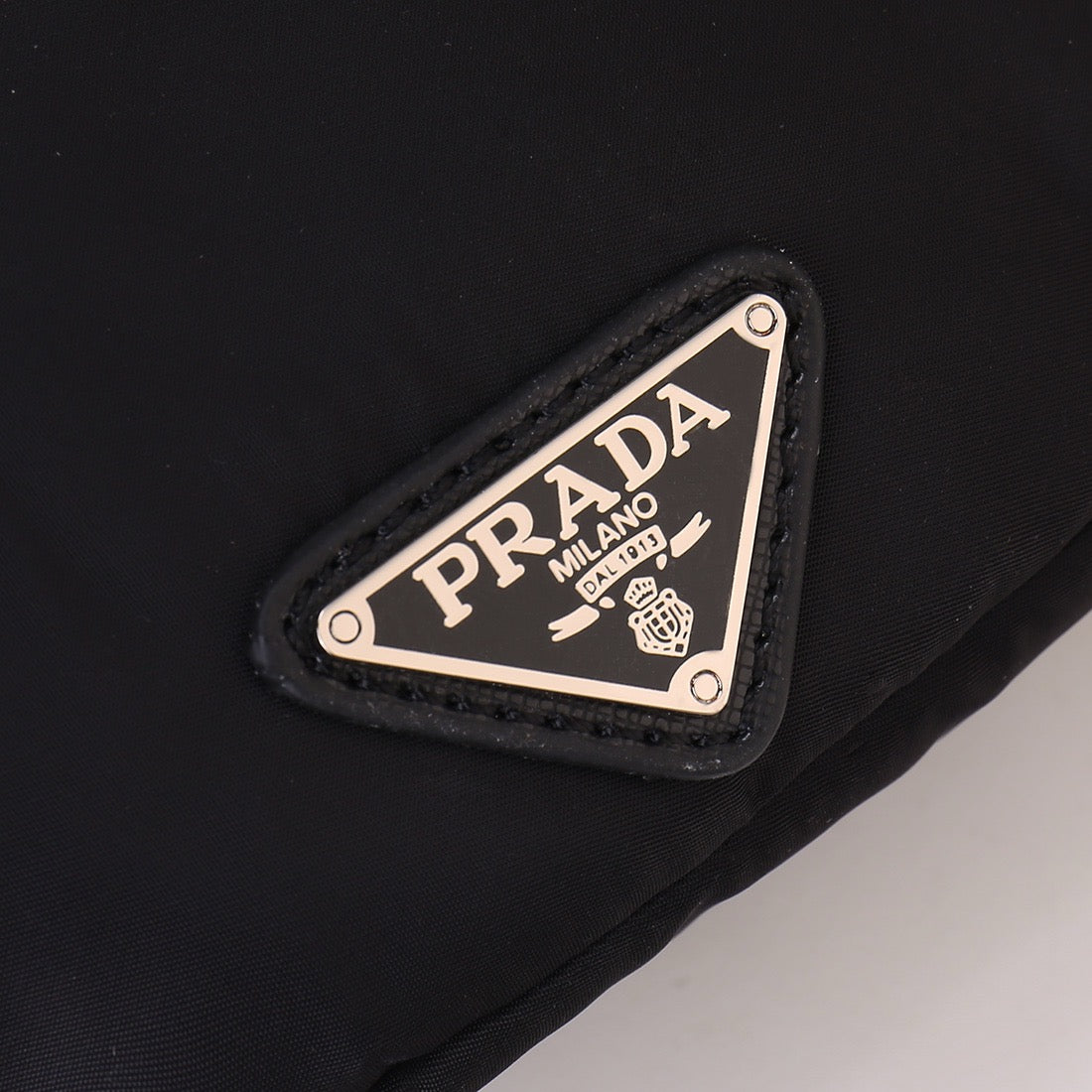 PRADA - Belt bag