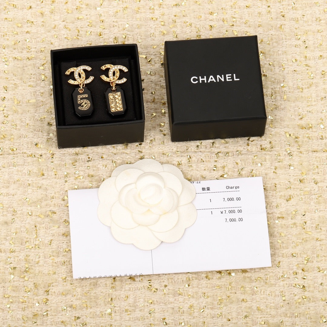 CHANEL - earrings