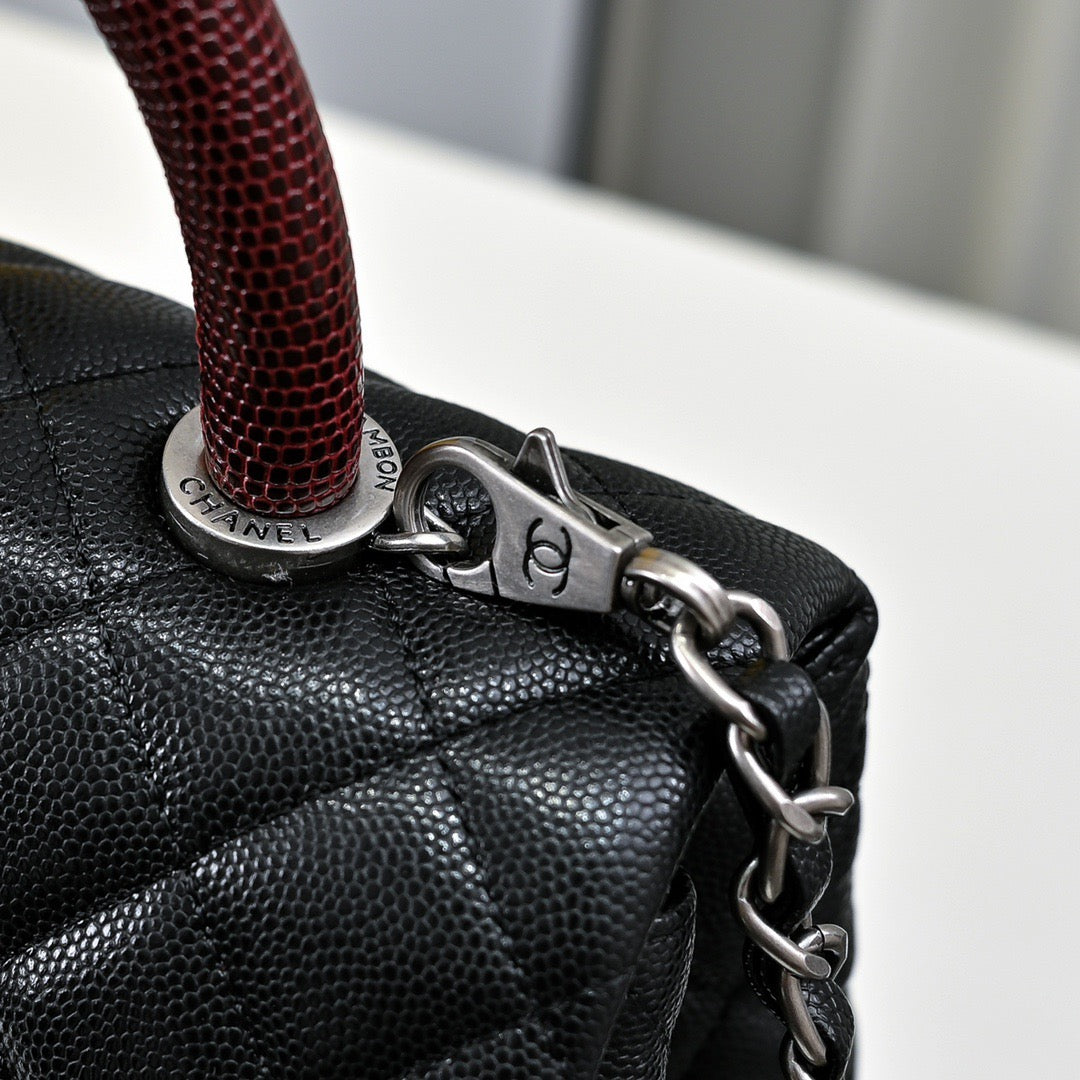 CHANEL - Handle bag