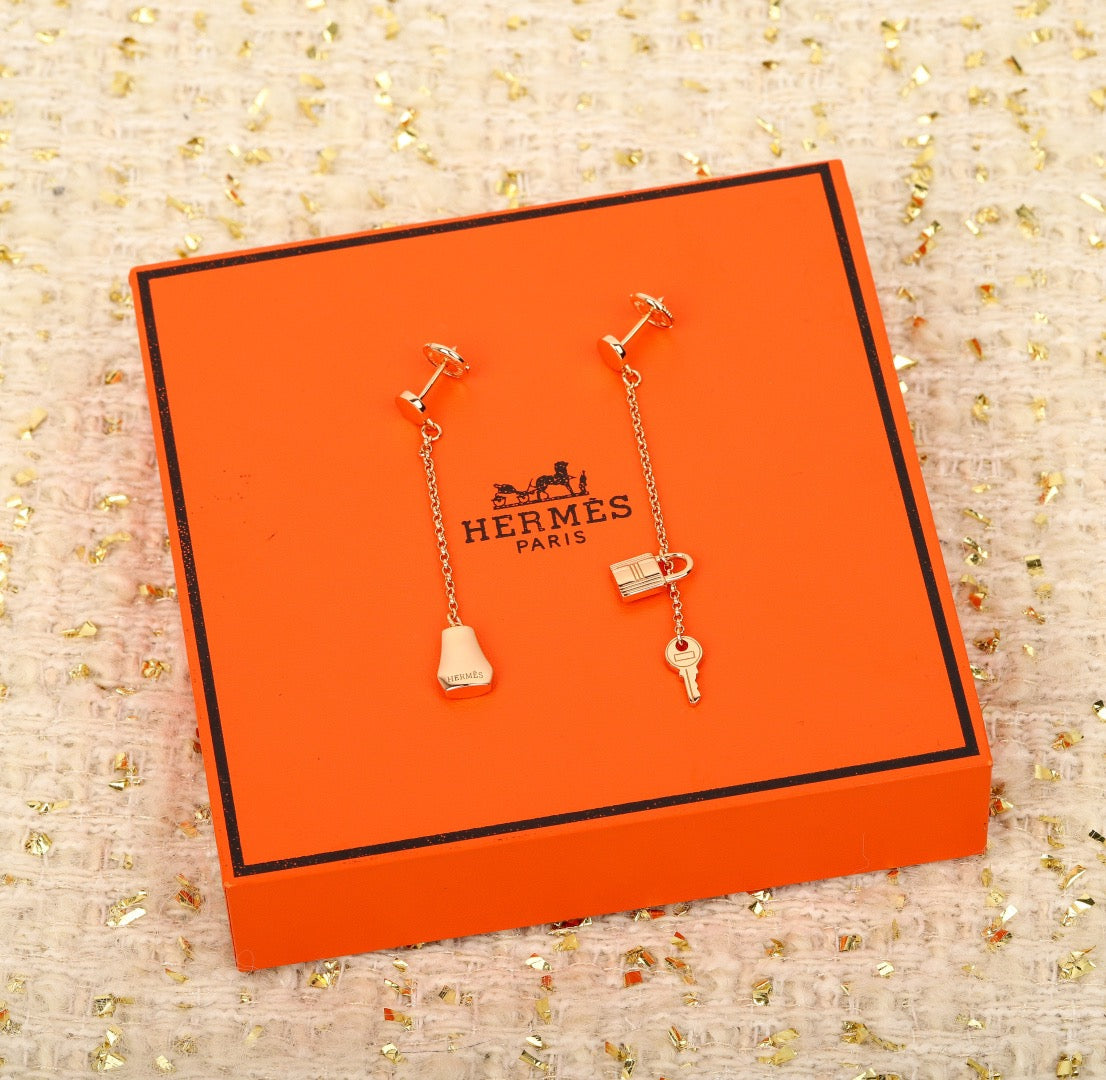 HERMES - earrings