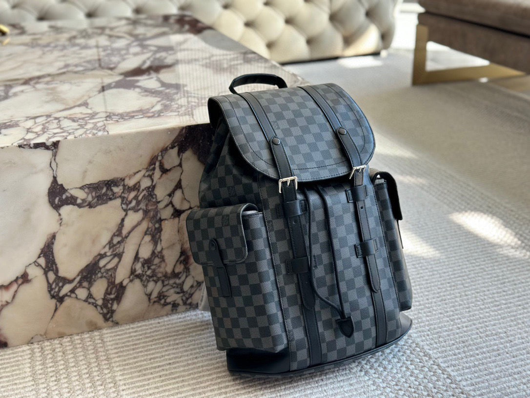 LOUIS VUITTON - Men’s Shoulder bag