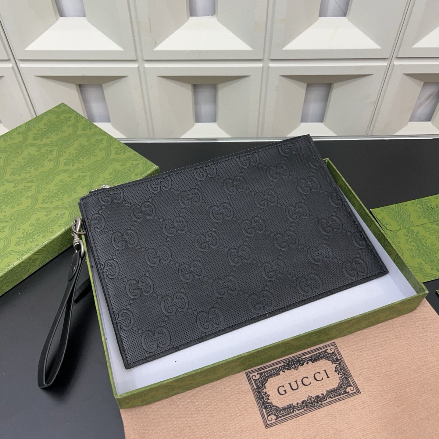 GUCCI - Marmont Leather Clutch