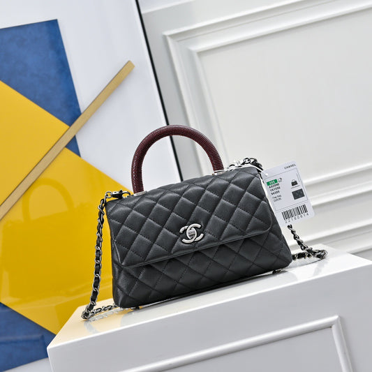 CHANEL - Handle bag