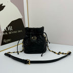 DIOR - oblique 30 Montaigne