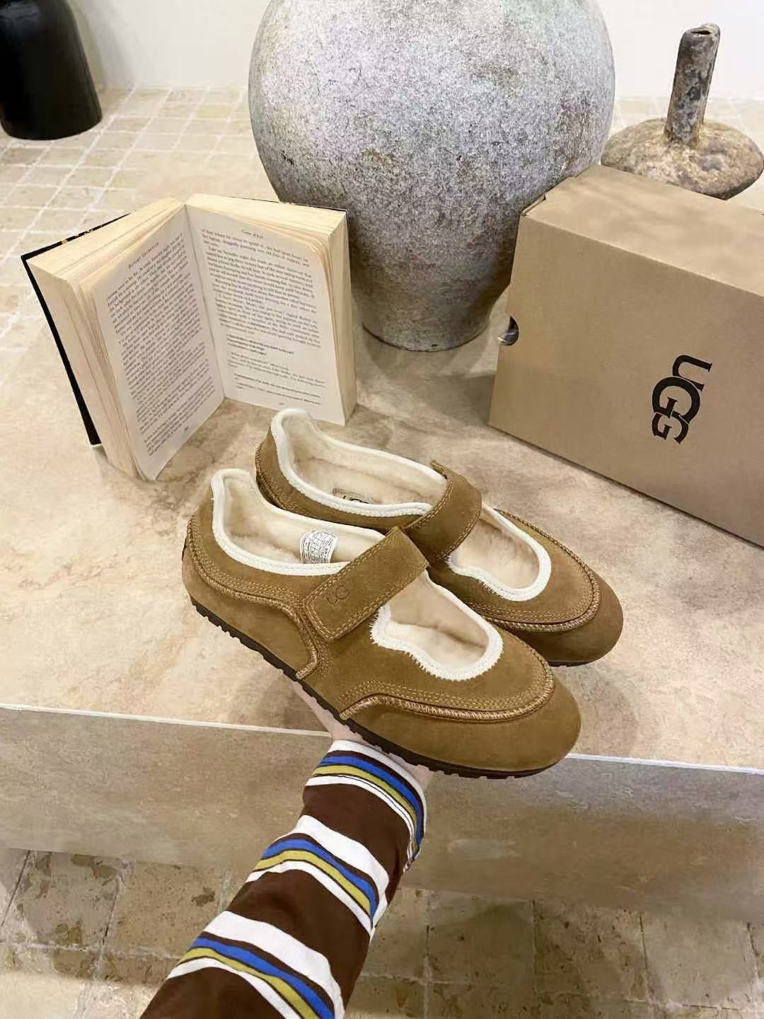MIU MIU - Quill Mary Jane trainers