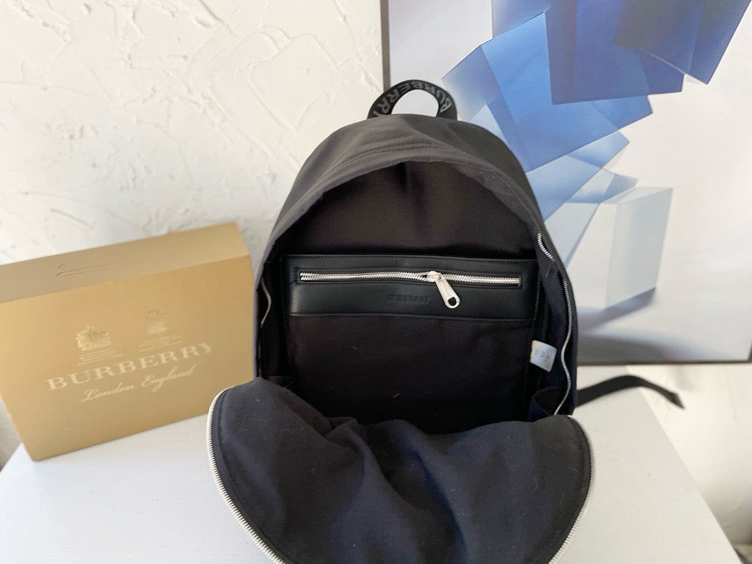 BURBERRY - Backpack