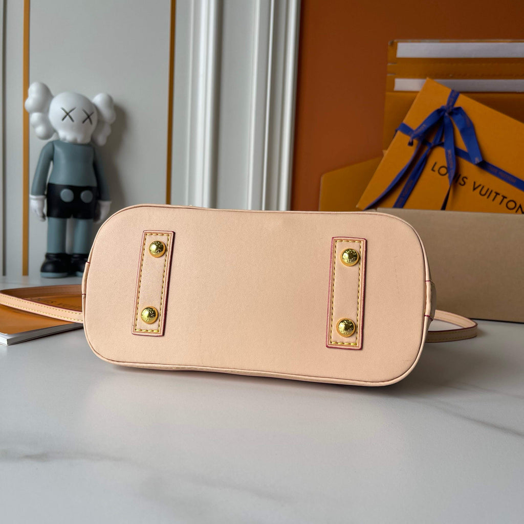 LOUIS VUITTON - Lv x TM nano alma