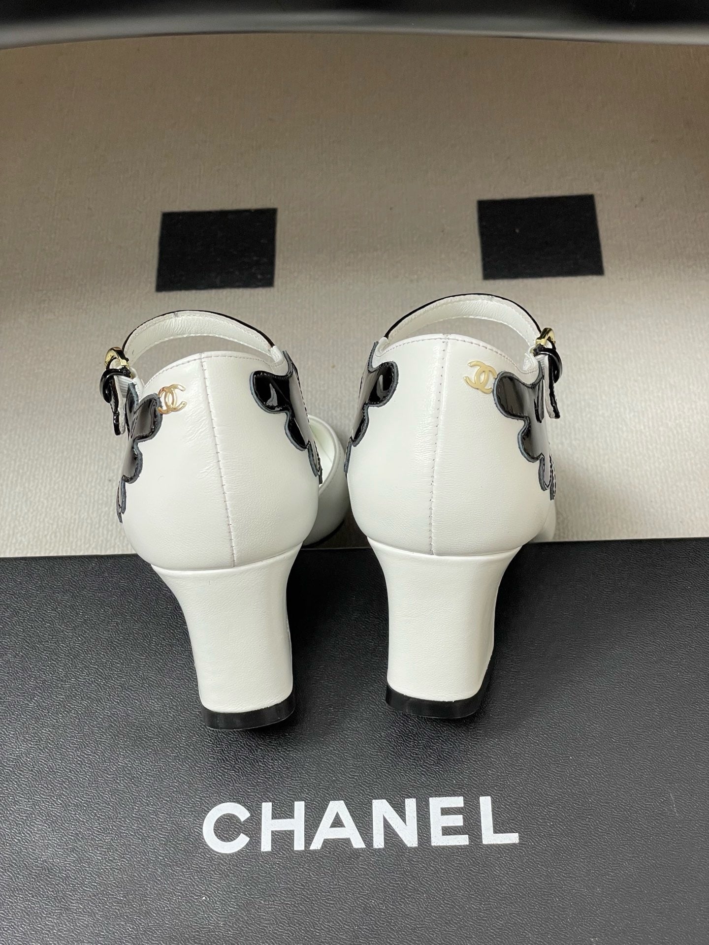 CHANEL - vintage