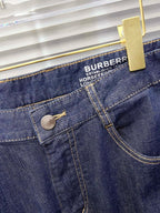 BURBERRY - Jeans