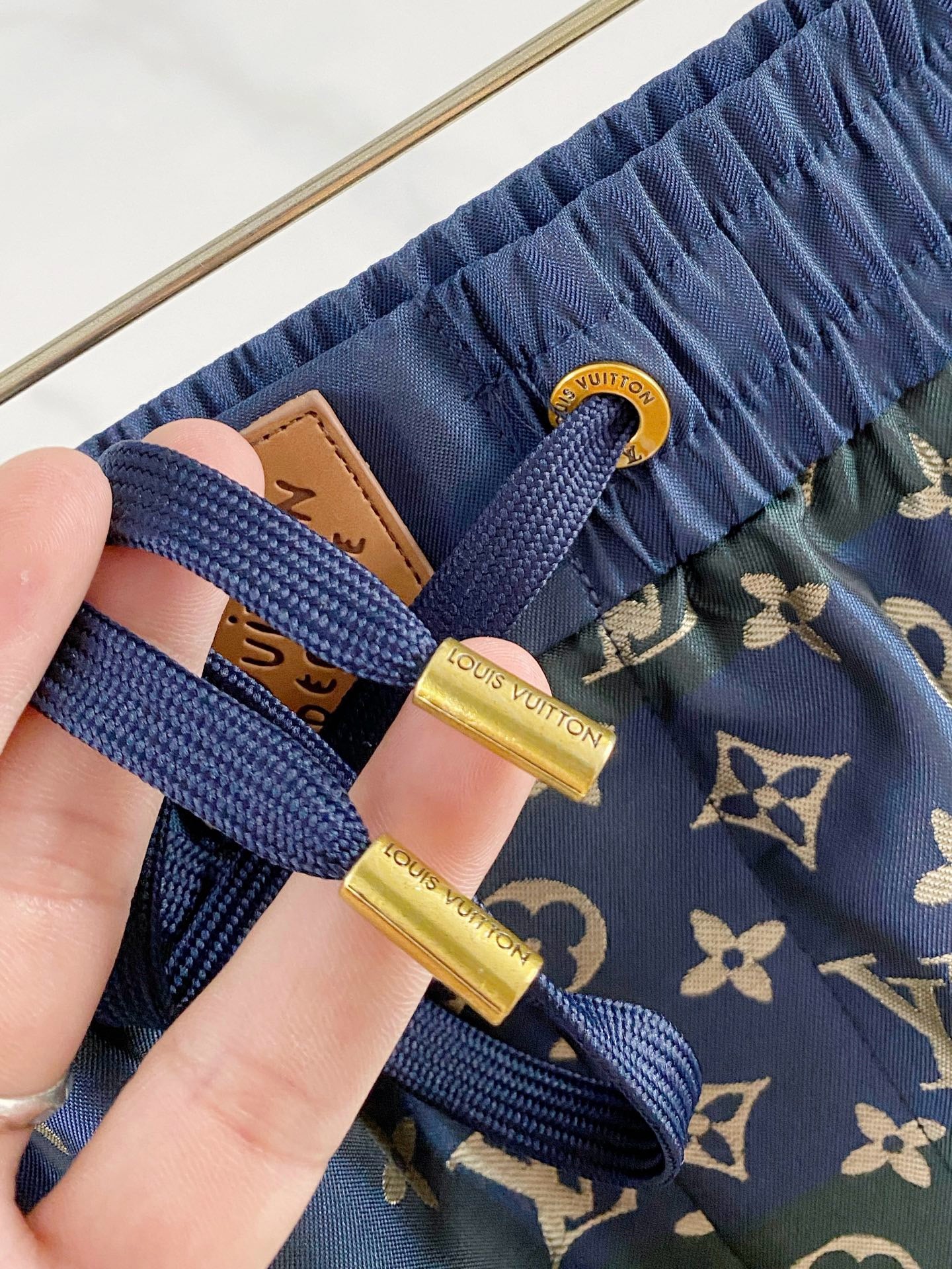 LOUIS VUITTON - Swimming shorts