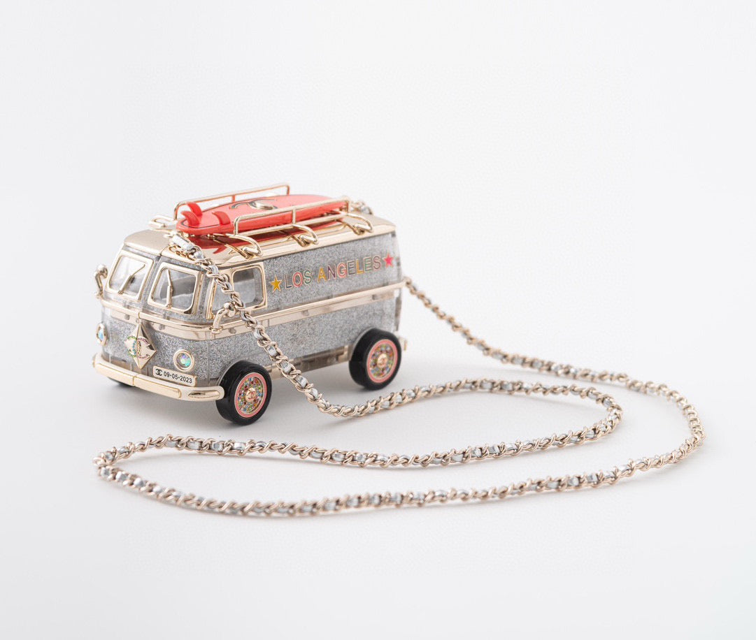 CHANEL - Mini Van Minaudiere 2024 Cruise Bag in silver Plexiglass White Surf