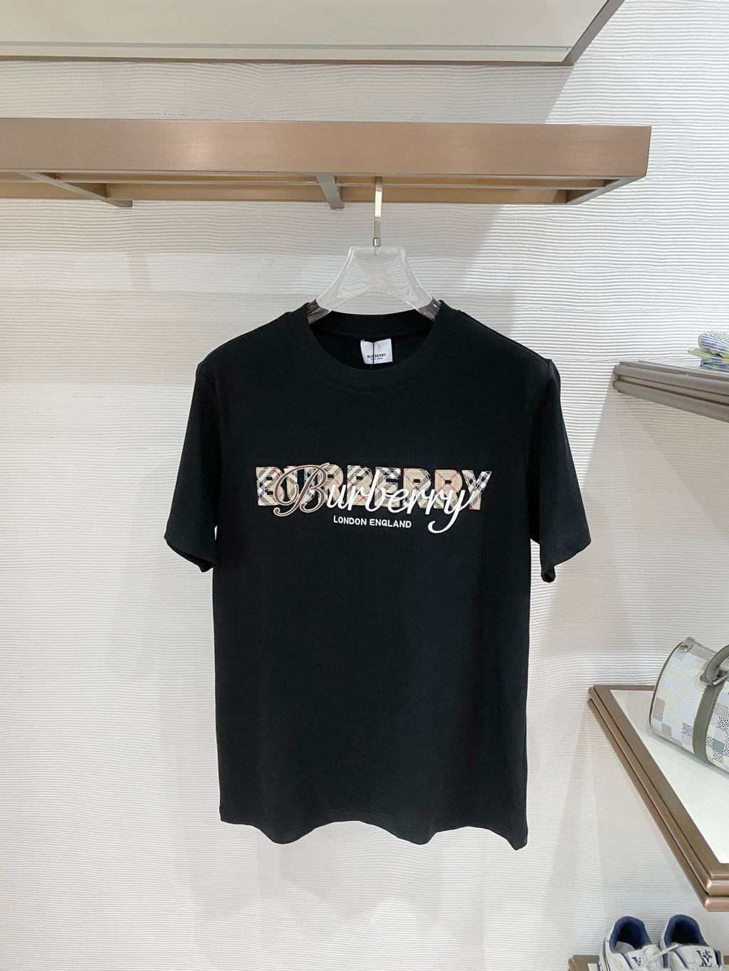 BURBERRY - T-shirt