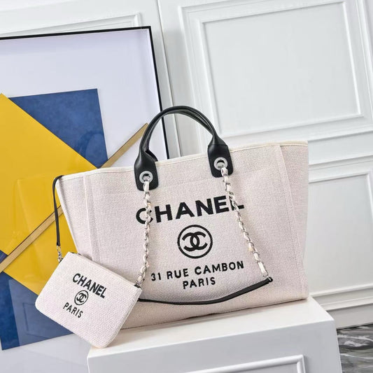 CHANEL - Deauville Bag