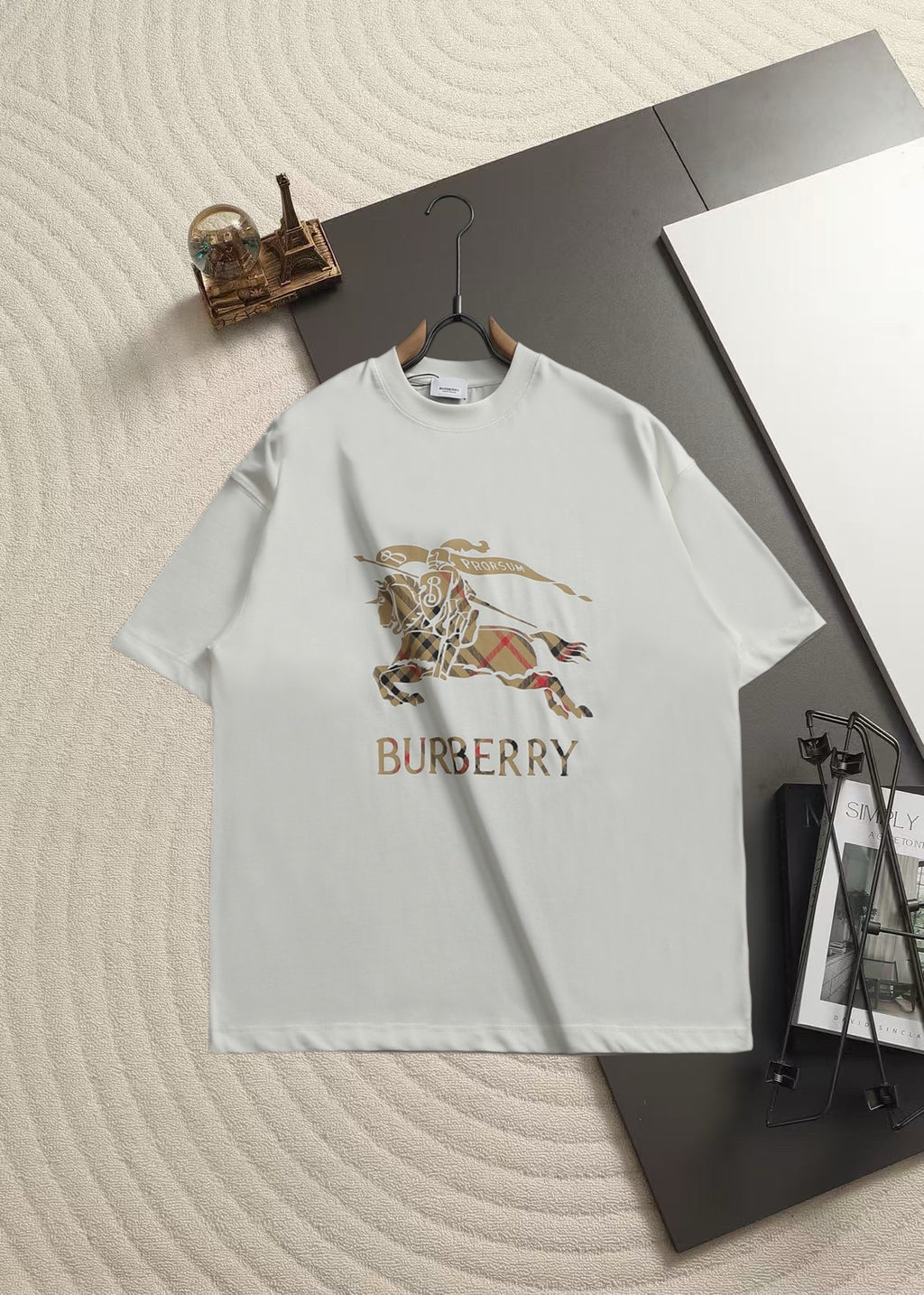BURBERRY - T-shirt