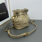 DIOR - oblique 30 Montaigne
