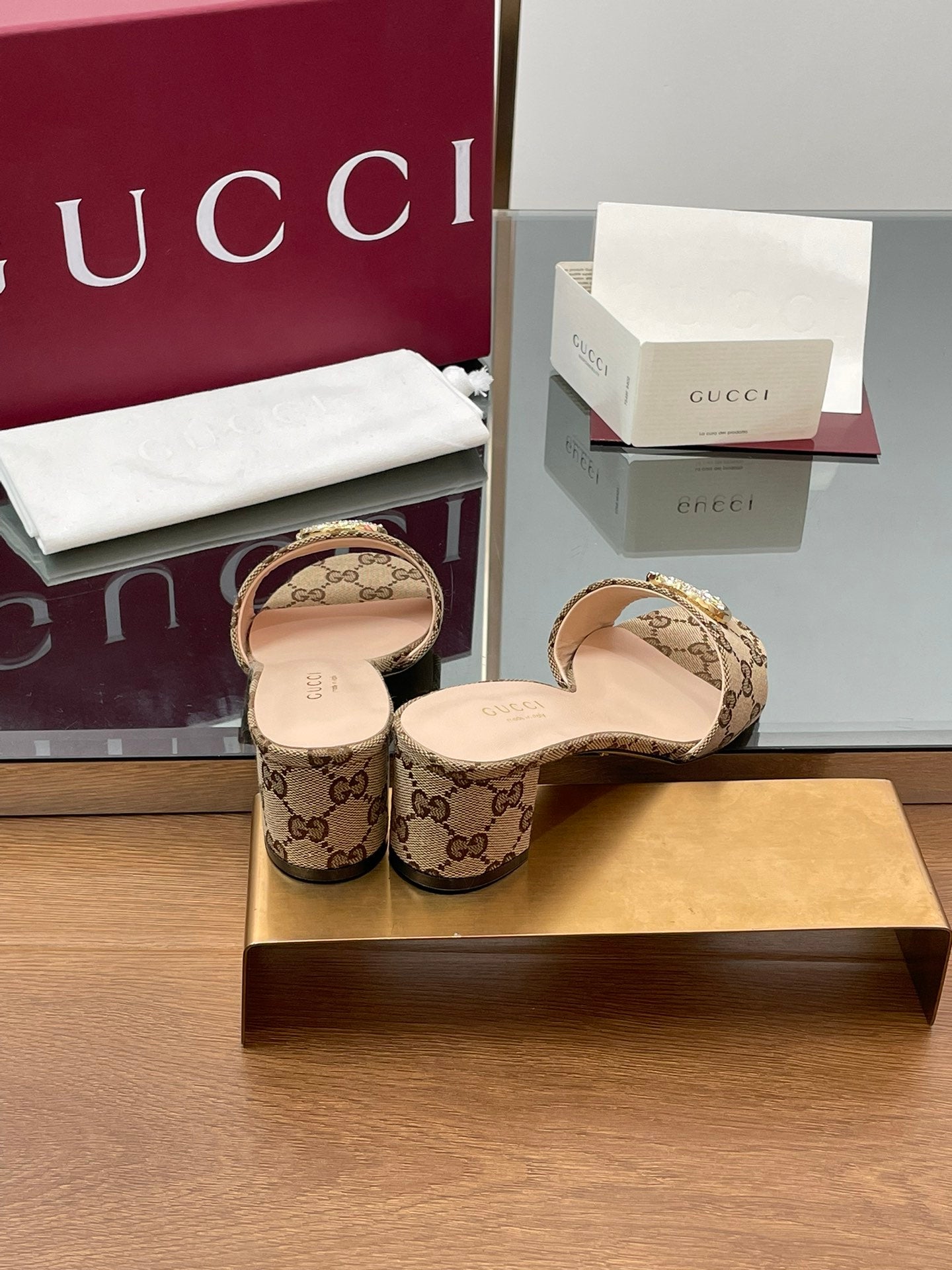 GUCCI - Canvas Mid-Heel