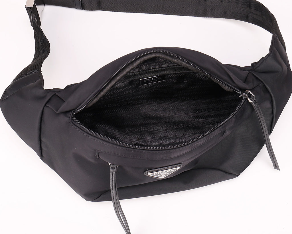 PRADA - Belt bag