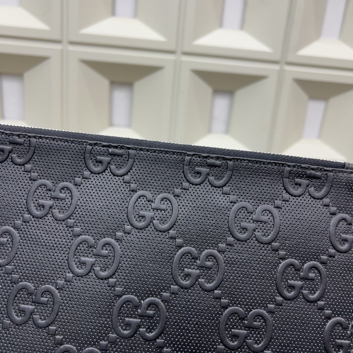 GUCCI - Marmont Leather Clutch