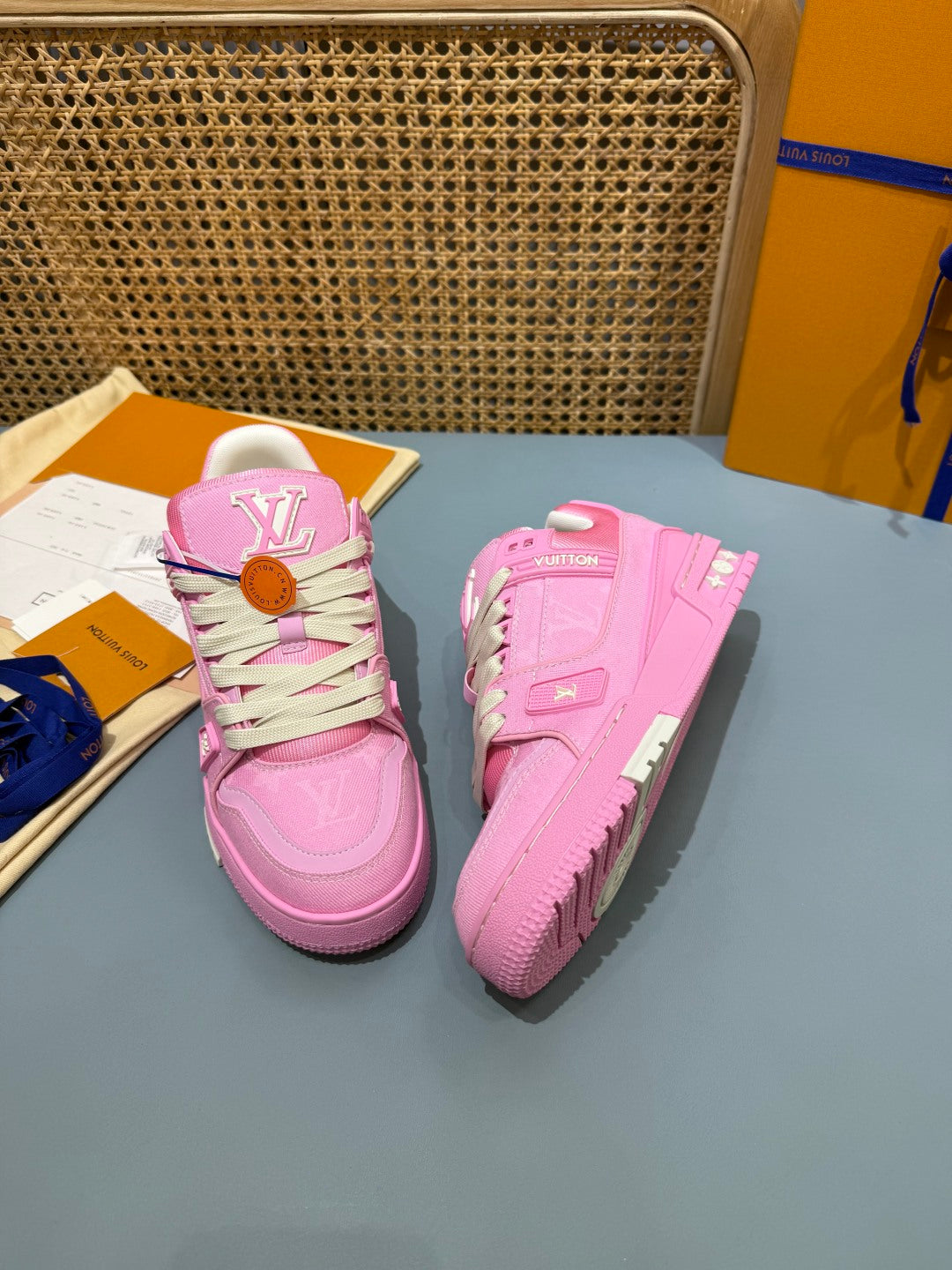 LOUIS VUITTON- LV Trainer Sneaker