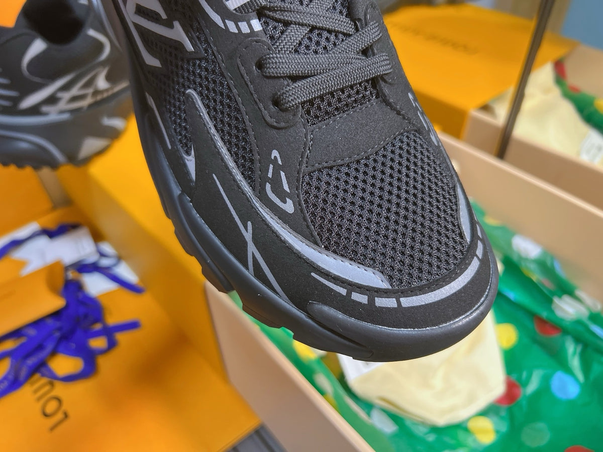 LOUIS VUITTON - Trainer Sneaker