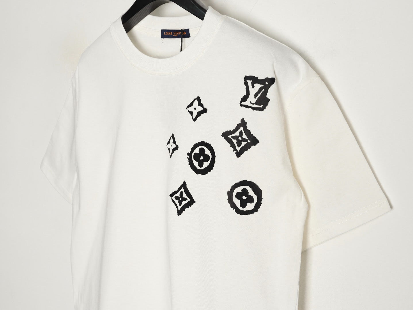 LOUIS VUITTON - T-shirt