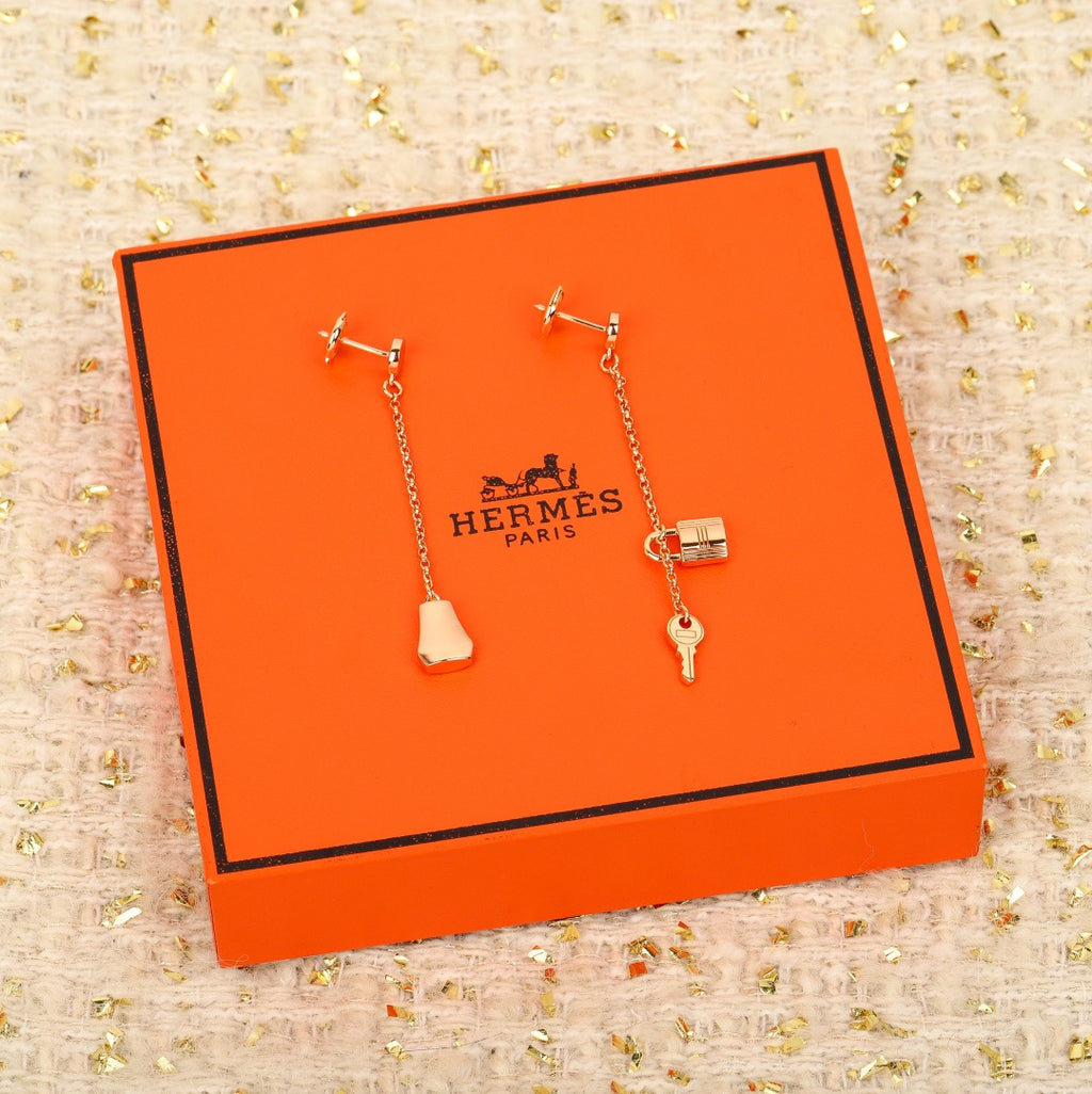 HERMES - earrings