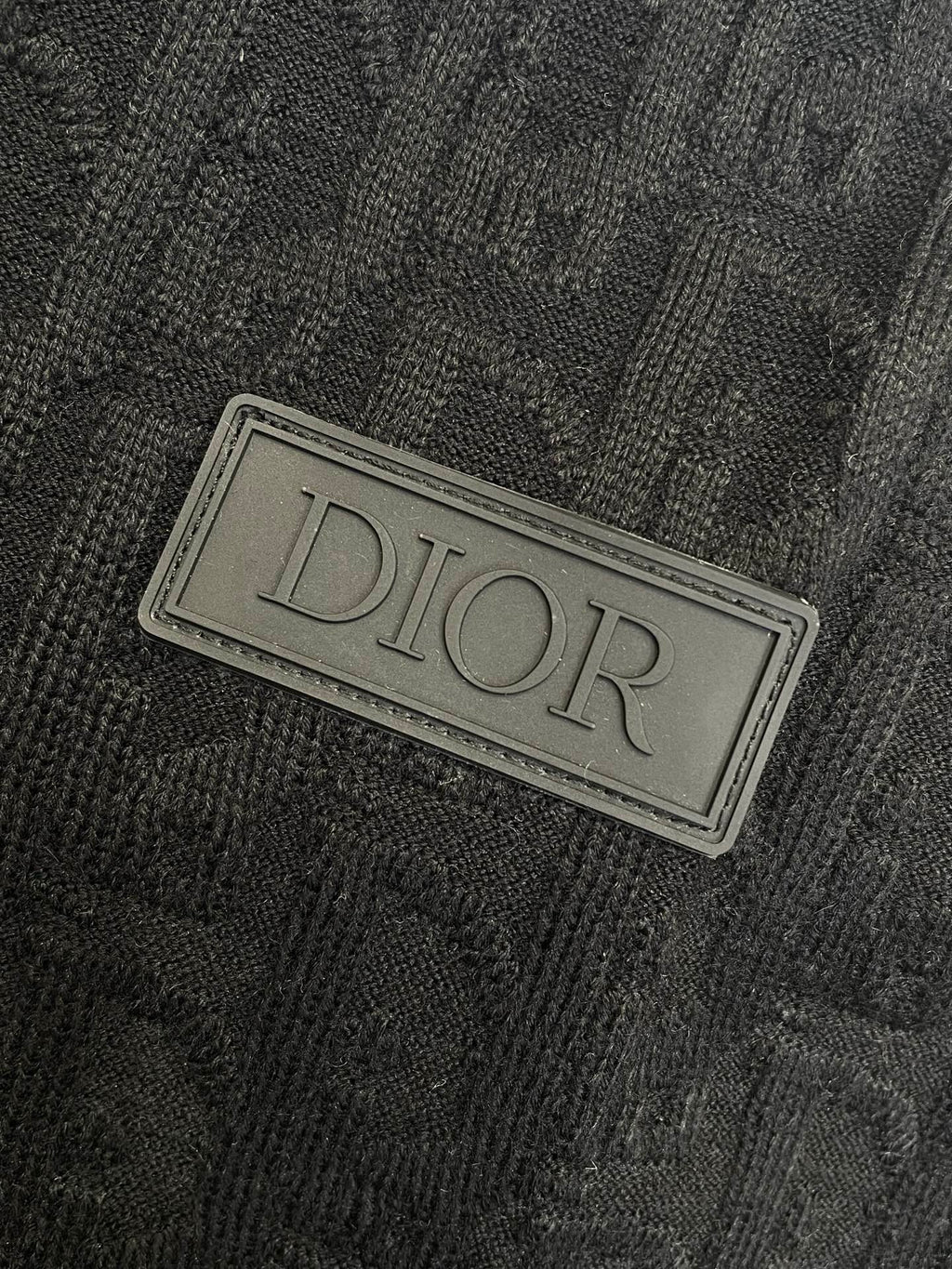 DIOR - Oblique Bi-Material