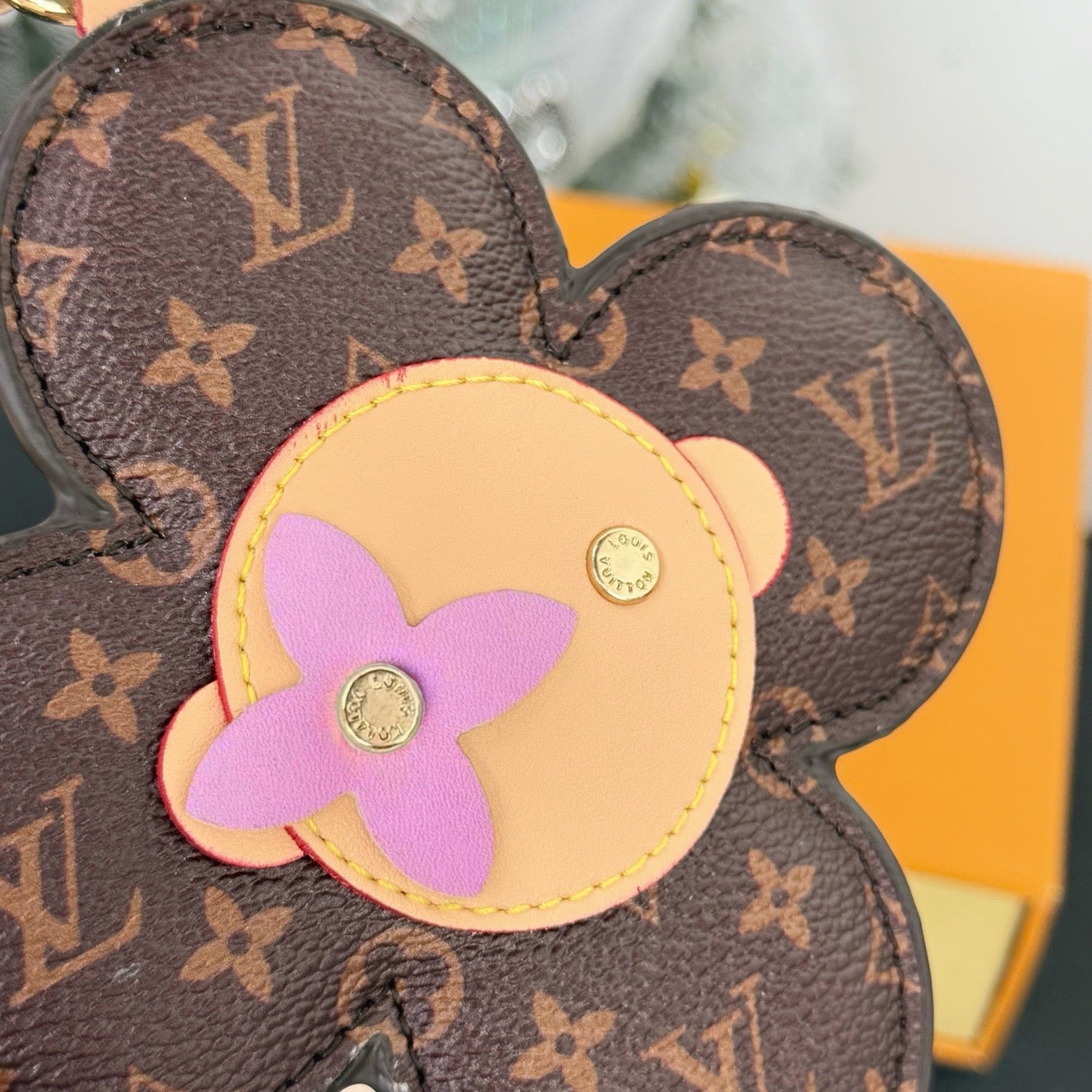 LOUIS VUITTON - Vivienne Bag Charm