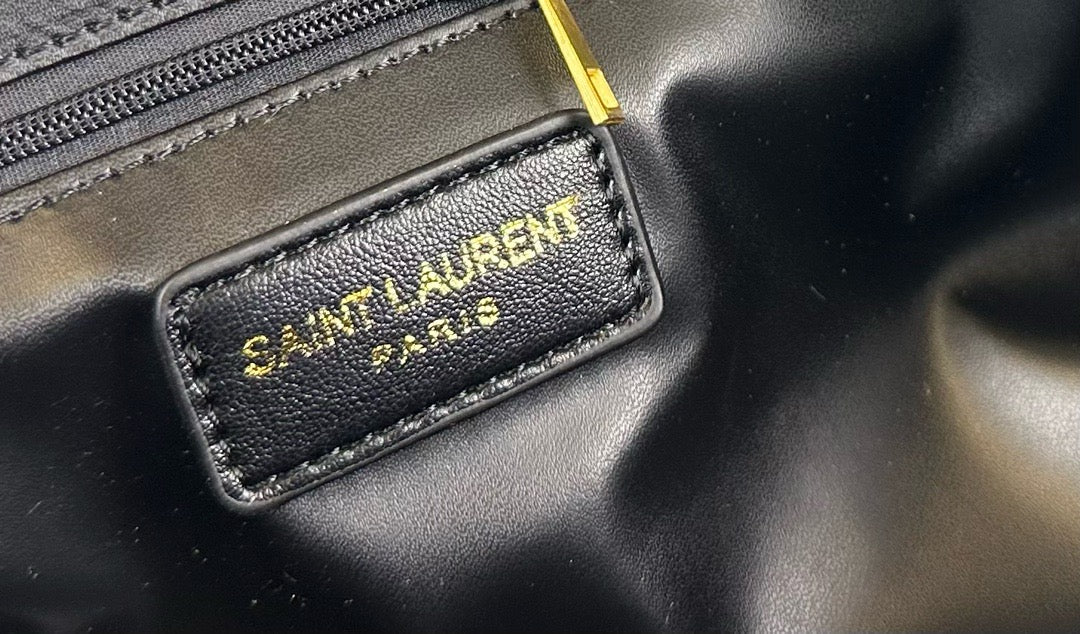 SAINT LAURENT - Leather vanity case